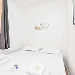 Peaceful Apartment - 2Br For 4P - Musee Grevin